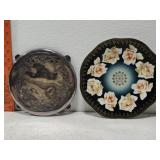 2 vintage plates