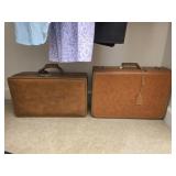 Lot of 2 vintage briefcases