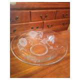 Glass serving bowl