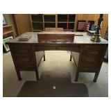 Vintage Wooden Desk & 6 Drawers
