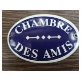 Chambre des amis porcelain sign