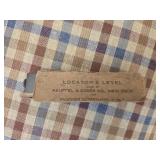 Vintage locators level