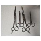 Lot of 4 vintage scissors