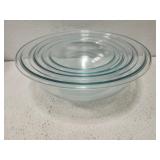 Lot of 4 Glass Pyrex mixing bowls