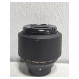 Nikon AF-S Nikkor 85mm 1:1.8G lens