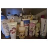 Lot of miscellaneous lotions