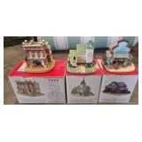Lot of 3 Liberty Falls Decor houses
