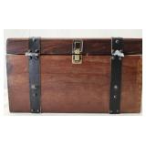 Vintage inspired small wooden decorative trunk