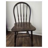 Antique Windsor-style bow-back side chair