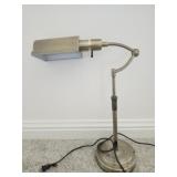 Metal adjustable desk lamp