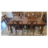Beautiful Distressed Wood Table & 6 Chairs