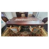 LARGE Chippendale Style table with 6 chairs