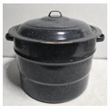 Large speckled enamel pot