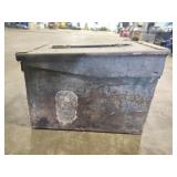 Metal box w sockets
