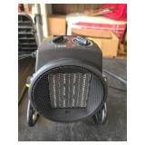 Small fan heater