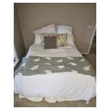 Queen size bed set