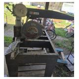 Vintage DeWalt saw extremely heavy AS IS