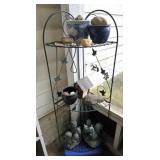 Metal corner shelf with decor