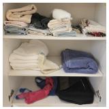 Large bathroom lot of towels and rags