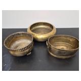 Lot of vintage brass decor