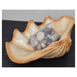 Ceramic seashell and stones