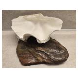 Rock base shell decor