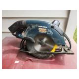 Black & Decker Wood Hawk saw WORKS