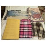 Lot of 5 vintage blankets
