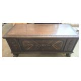 STUNNING Vintage wood lane cedar chest