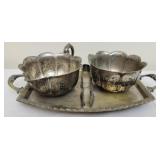Vintage plated sugar bowl & creamer set