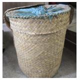Small wicker basket