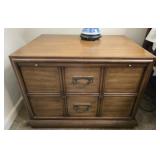 2 drawer wood dixie night stand