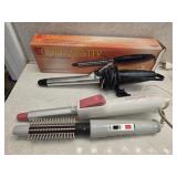 Lot of 4 hair curlers