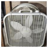 2 fans