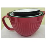 lot of 5 plastic mixing bowls