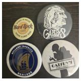 Lot of 4 vintage buttons