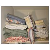 Estate lot of pillowcases and sheets
