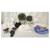 Lot of miscellaneous decor