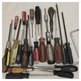 Estate lot of screwdrivers