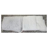 Lot of 2 lace cloths