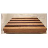Edge grain cutting board walnut & maple