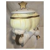 Hallmark cookie jar features a trio of angels
