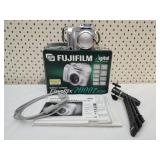 FUJIFILM digital camera 2800 Zoom in box