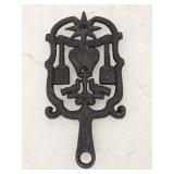 Vtg 1951 Wilton Cast Iron PA Dutch Trivet