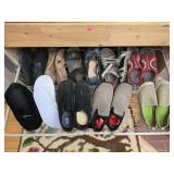 Estate lot of womens shoes size 10