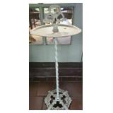 Iron decorative piece