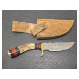 Hand made Damascus steel knife with sheath