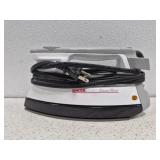 Vintage stinger steam mate iron