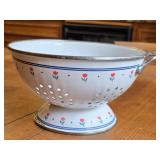 Vintage Enamelware Tulip Pattern Strainer