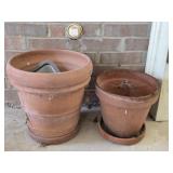 Lot of 2 terra cotta planters